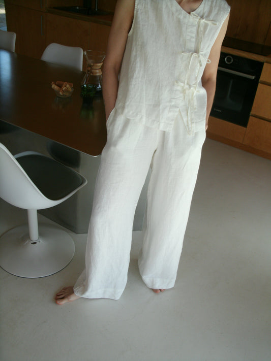 Wide linen trousers