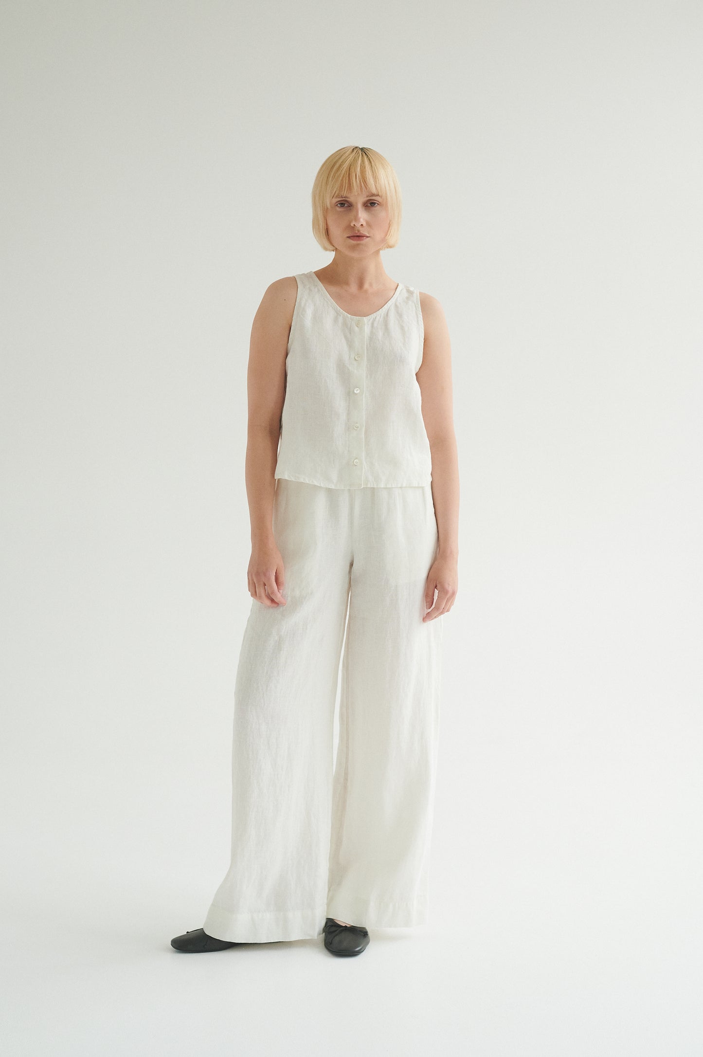 Wide linen trousers